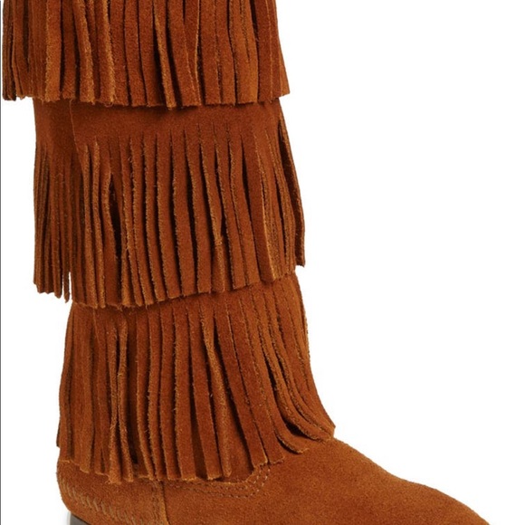 MINNETONKA 3 layer fringe boot - Picture 7 of 7